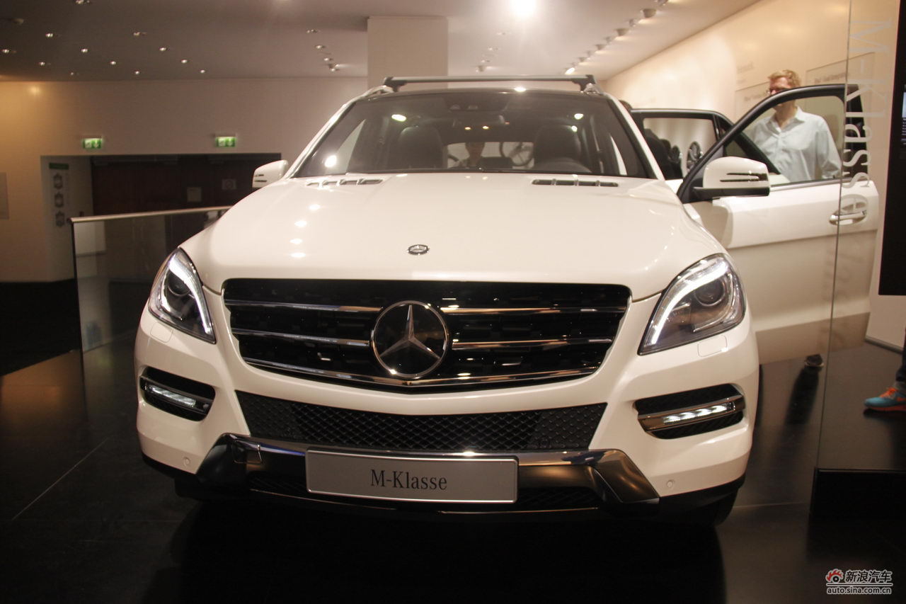 奔驰ml250_奔驰ml级车展图片8613875_汽车图库_新浪汽车_新浪网