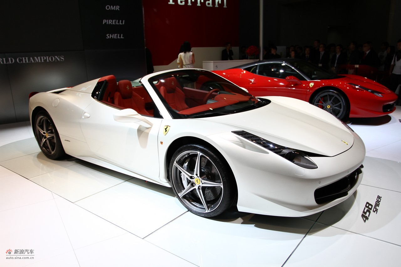 广州车展法拉利458spider