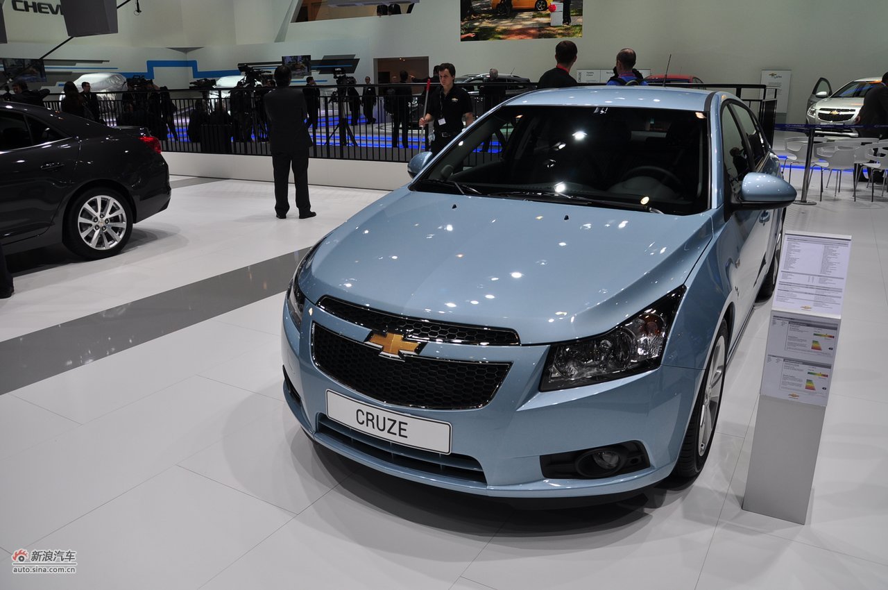 科鲁兹两厢_科鲁兹车展图片13528036_汽车图库_新浪汽车_新浪网