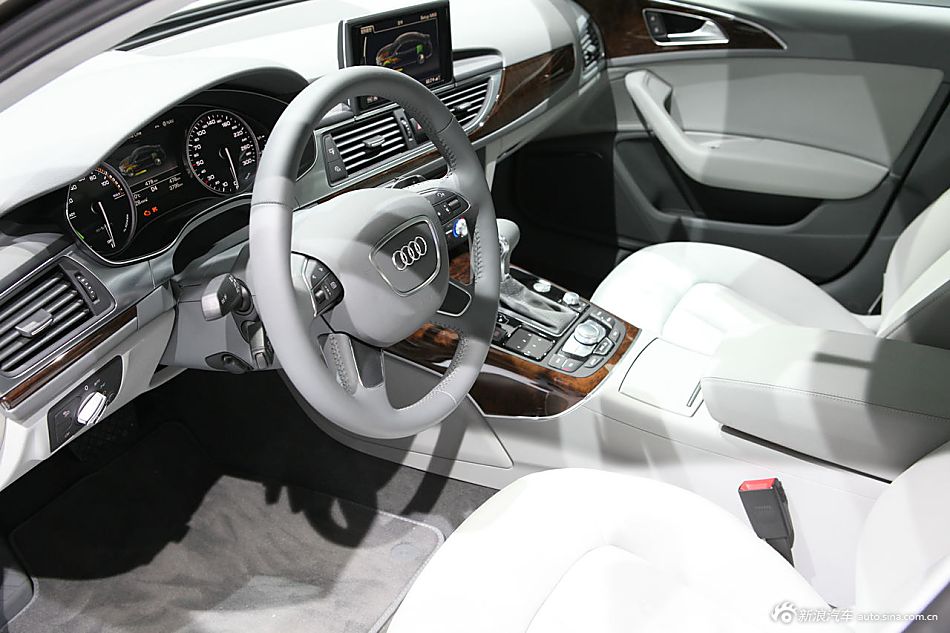 奥迪A6 L e-tron概念车