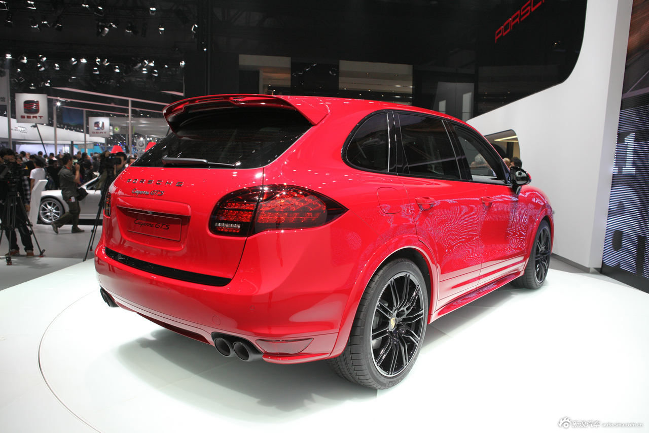 保时捷卡宴gts_卡宴车展图片15316971_汽车图库_新浪汽车_新浪网