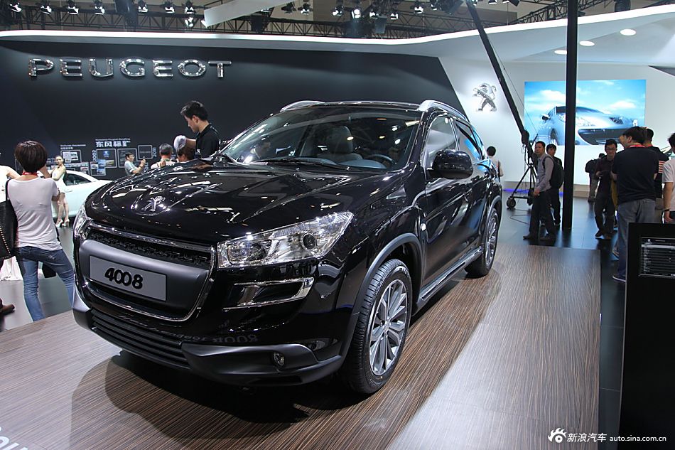 标致4008