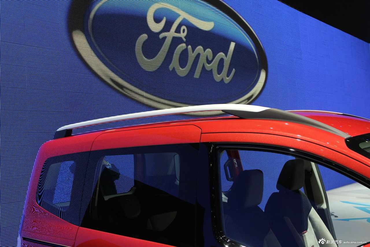 福特tourneo courier