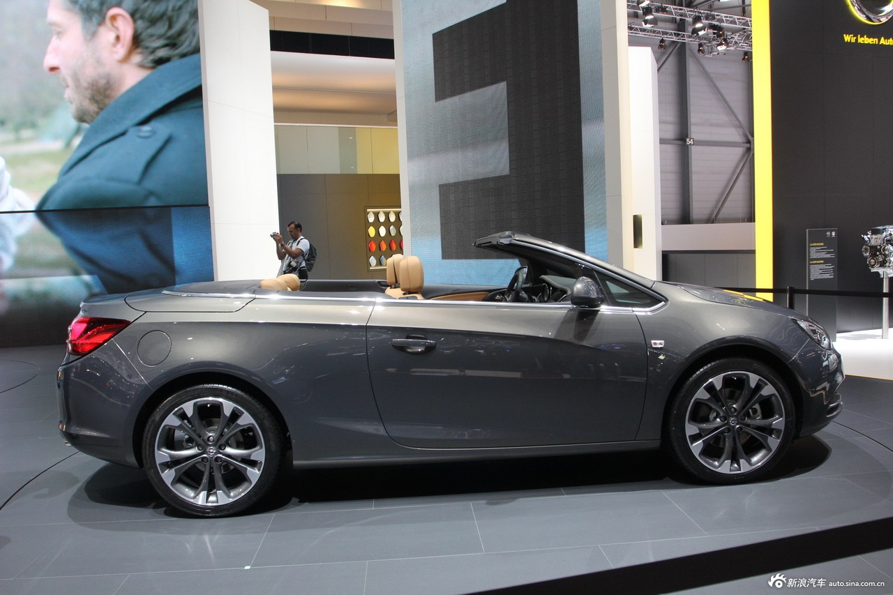 欧宝cascada敞篷车