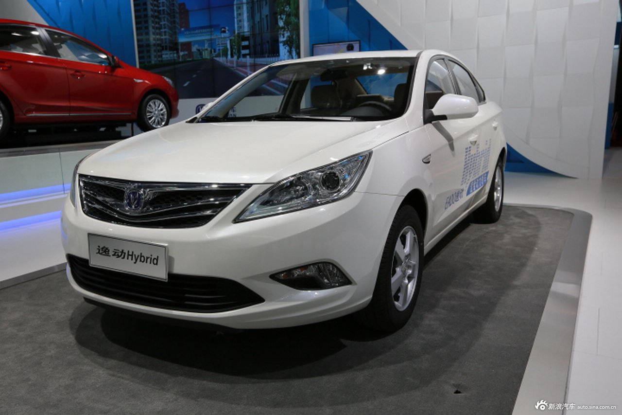 长安逸动hybrid_逸动车展图片26048379_汽车图库_新浪汽车_新浪网
