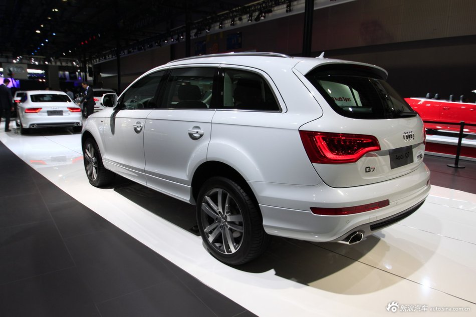 奥迪Q7
