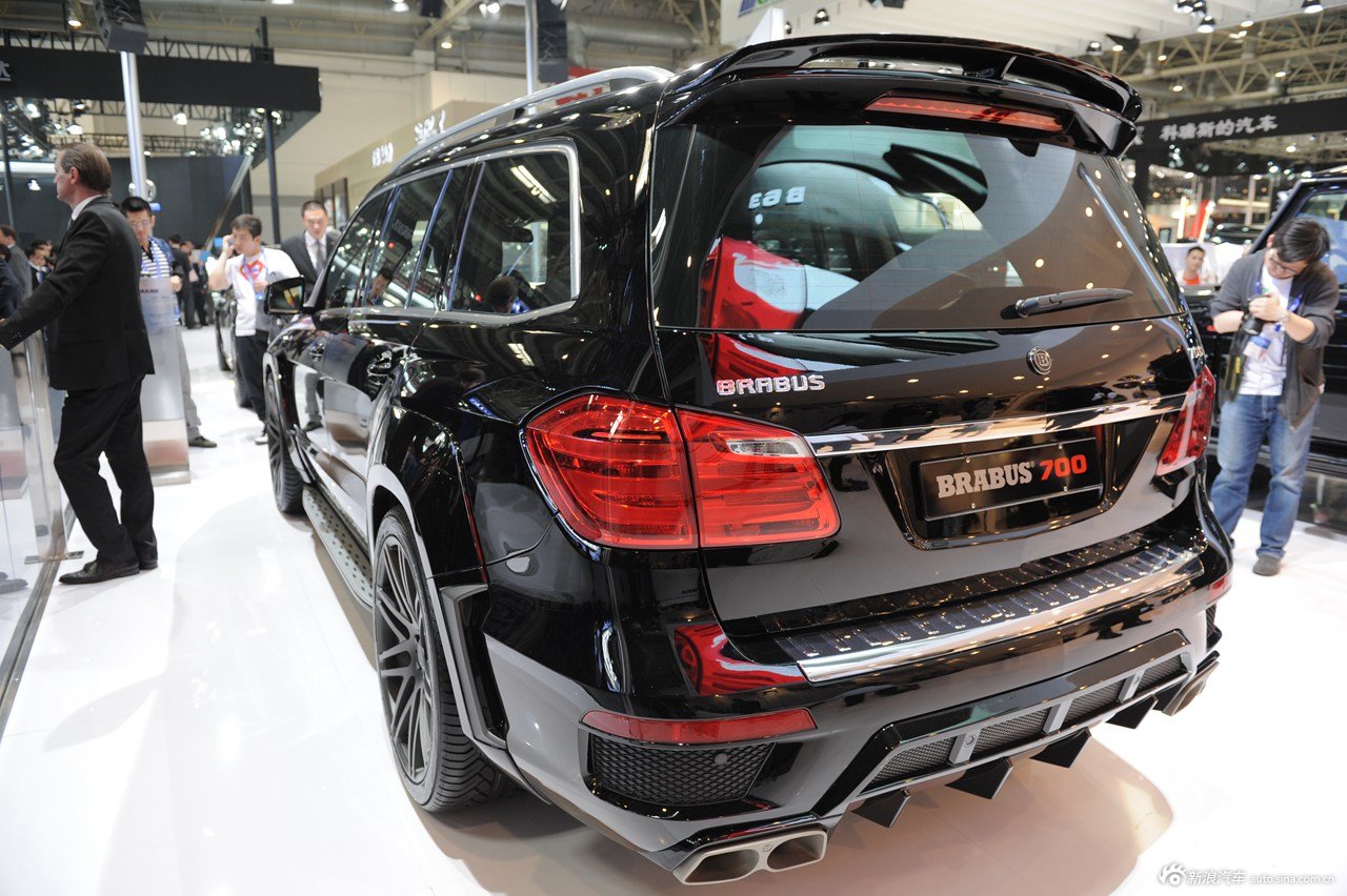 巴博斯gl级 实拍