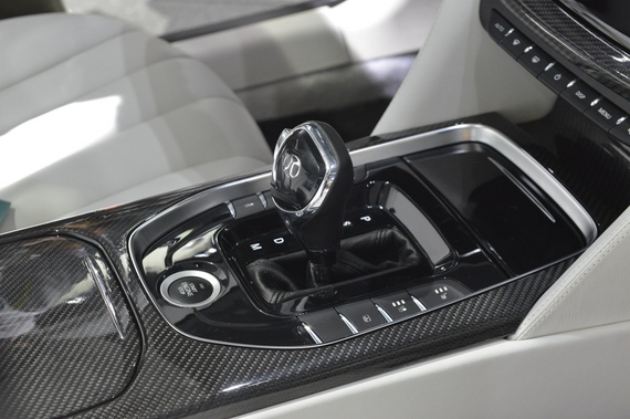 2014年第12届广州国际车展 图为：绅宝D80