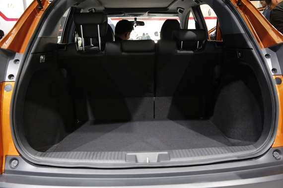 2014年第12届广州国际车展 图为：2015款XR-VXR-V