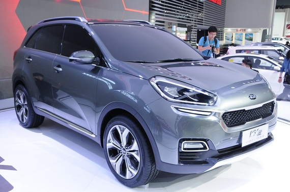 2014年第12届广州国际车展 图为：起亚KX3