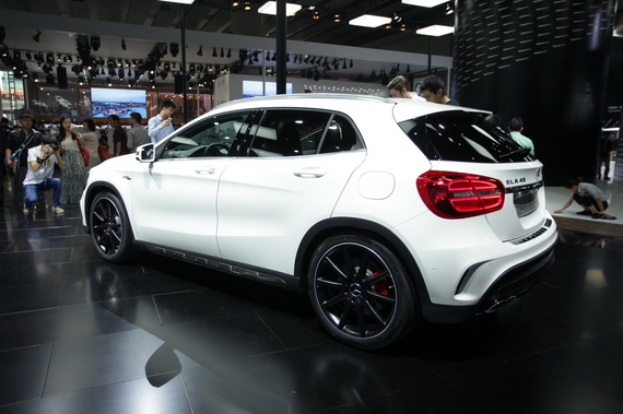 2014年第12届广州国际车展 图为：奔驰GLA45 AMG 4MATIC