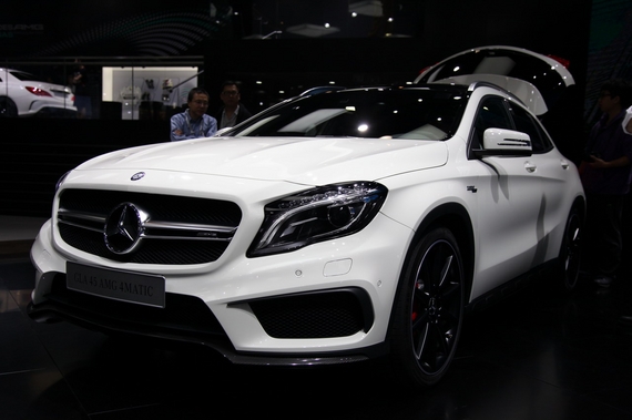 2014年第12届广州国际车展 图为：奔驰GLA45 AMG 4MATIC