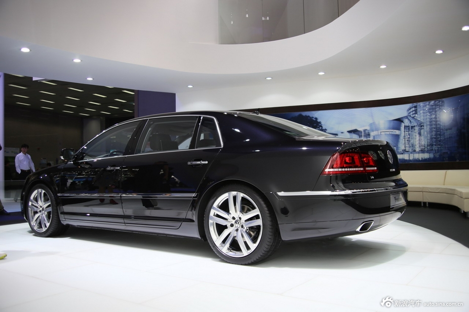 2014年第12届广州国际车展 图为：辉腾