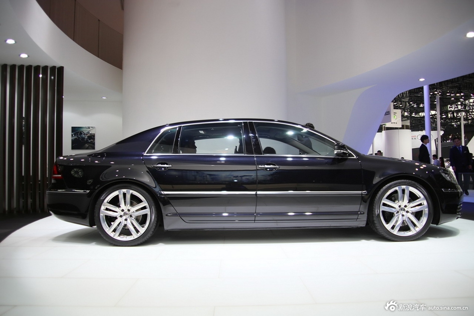 2014年第12届广州国际车展 图为：辉腾