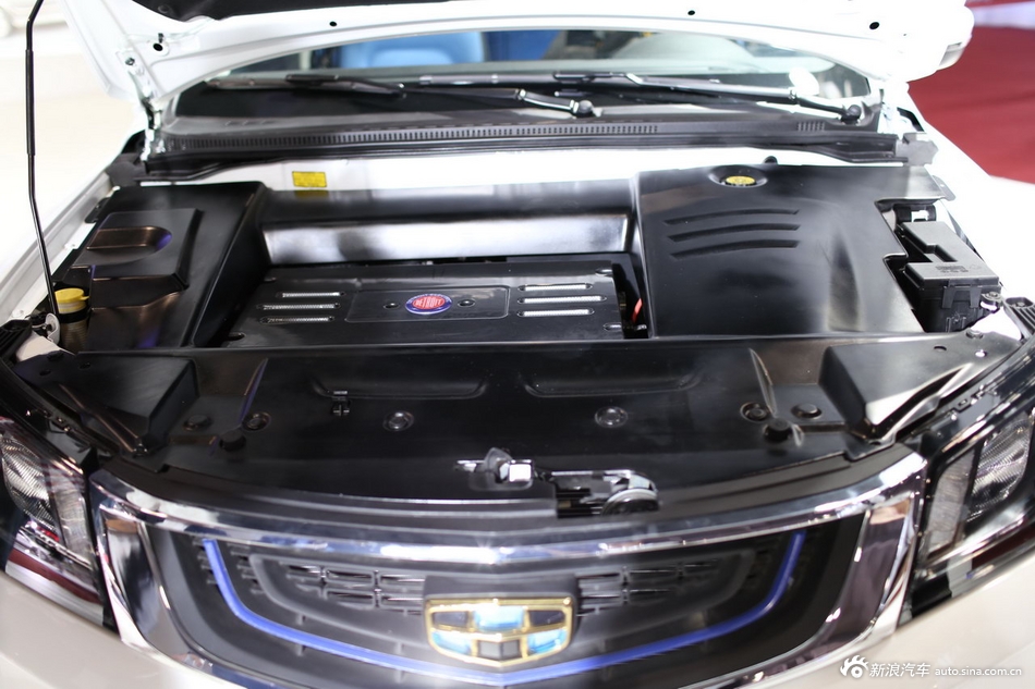 2014年第12届广州国际车展 图为：吉利帝豪EV7-EV