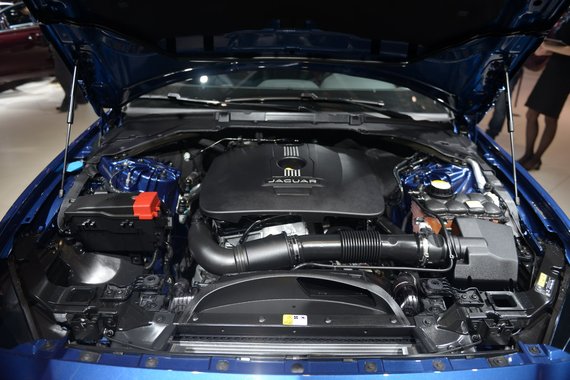 2015上海车展：捷豹XE