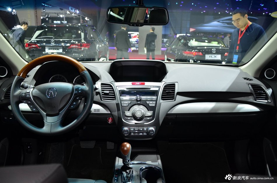 2015上海车展：讴歌RDX