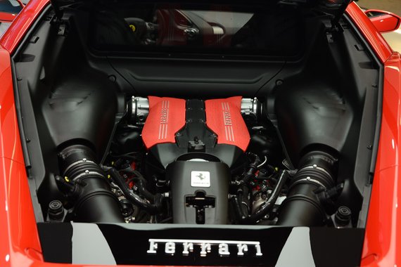 2015年上海车展：法拉利488 GTB