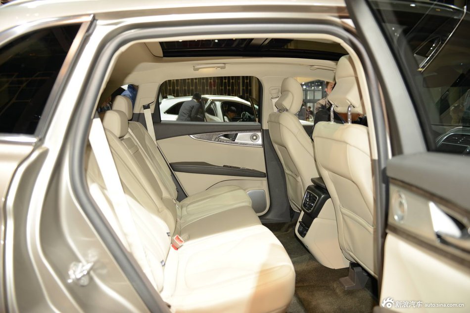 2015上海车展：林肯MKX