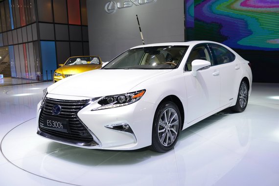 2015上海车展：雷克萨斯ES300h