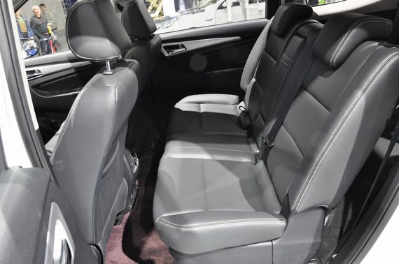 2015上海车展：长安欧尚