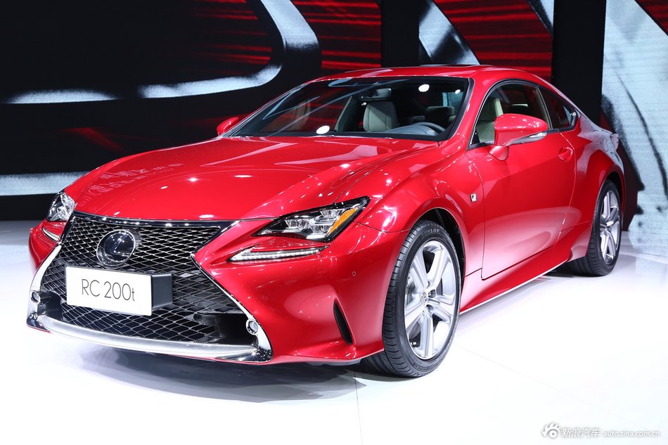 雷克萨斯RC200t