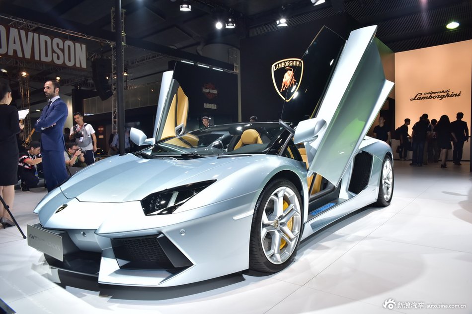 兰博基尼Aventador