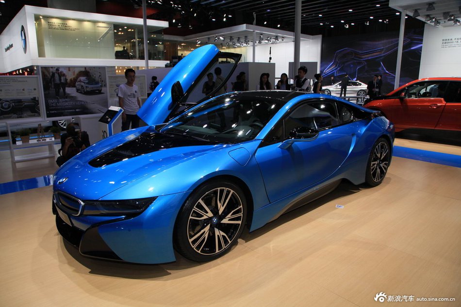 宝马i8