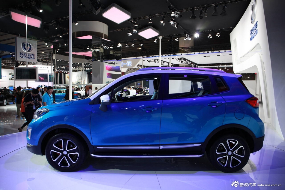 2015广州车展实拍：长安CS15