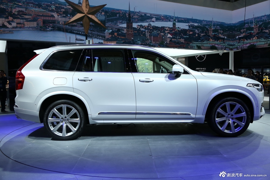 XC90 T8