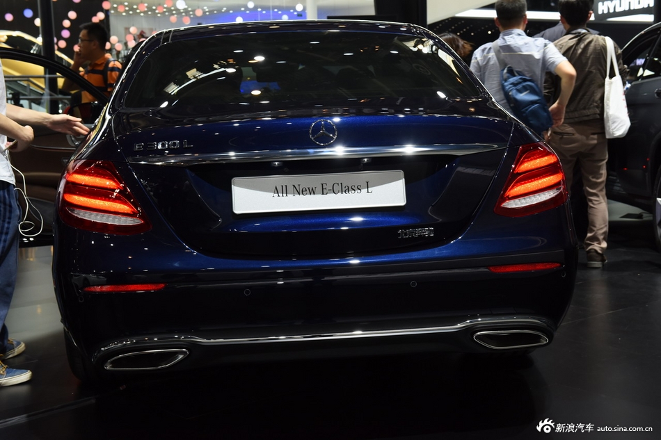 奔驰E级