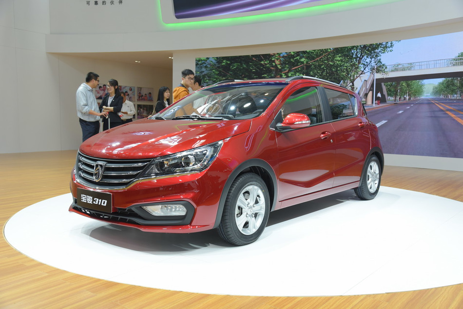 宝骏310