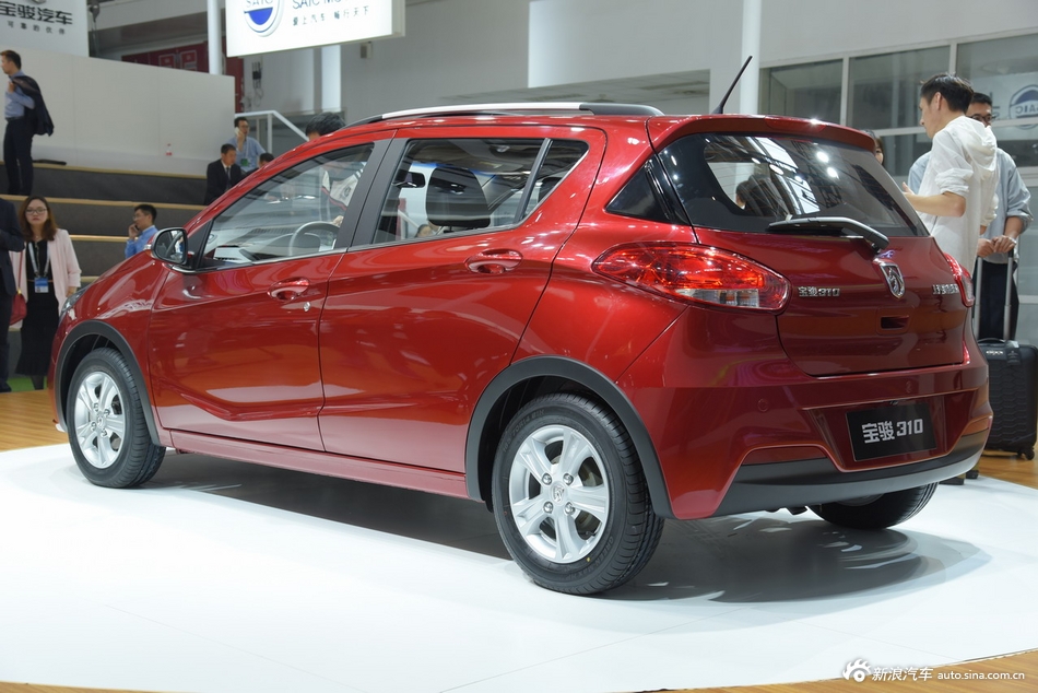 宝骏310