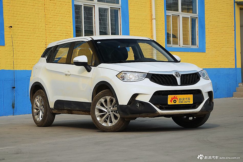 2016款中华V3 1.5L自动舒适型