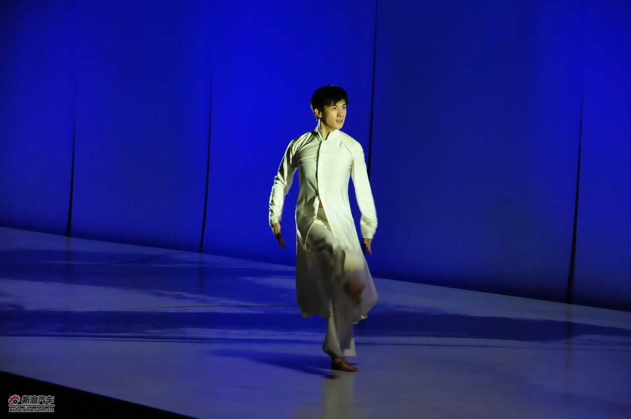 上海歌舞团艺术总监 著名舞蹈家 黄豆豆