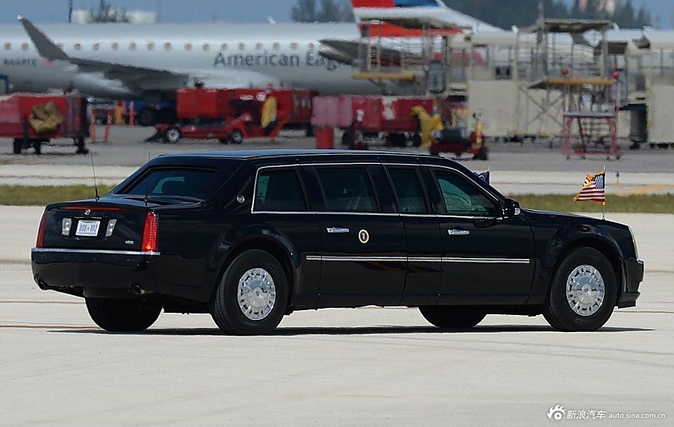 美国总统新座驾曝光 可防穿甲弹和生化袭击
