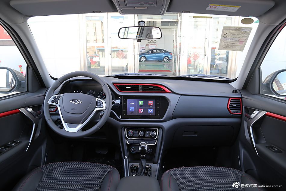 内外更新 实拍新款奇瑞瑞虎3