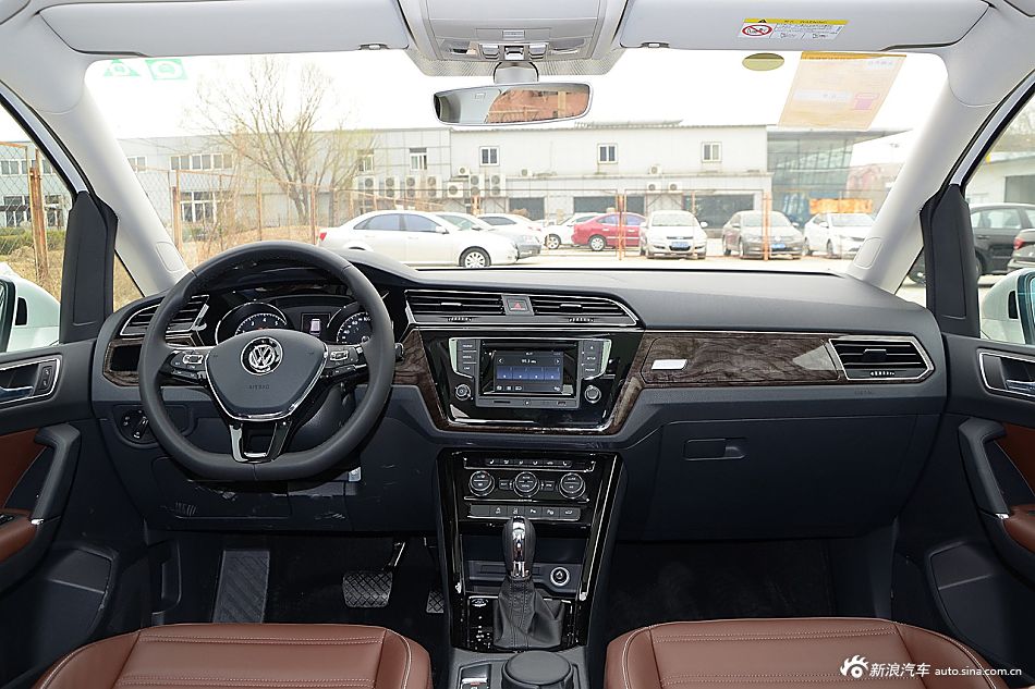 2016款途安L 1.4T自动豪华版280TSI
