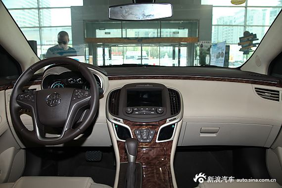 2013款君越2.4L SIDI领先舒适型