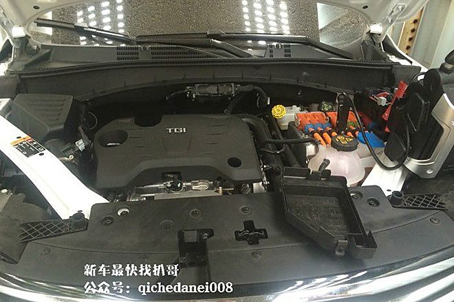 荣威RX5无伪谍照