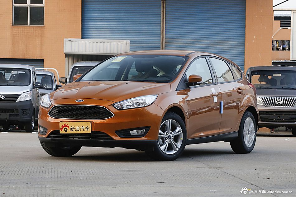 2015款福克斯两厢1.6L手动舒适型