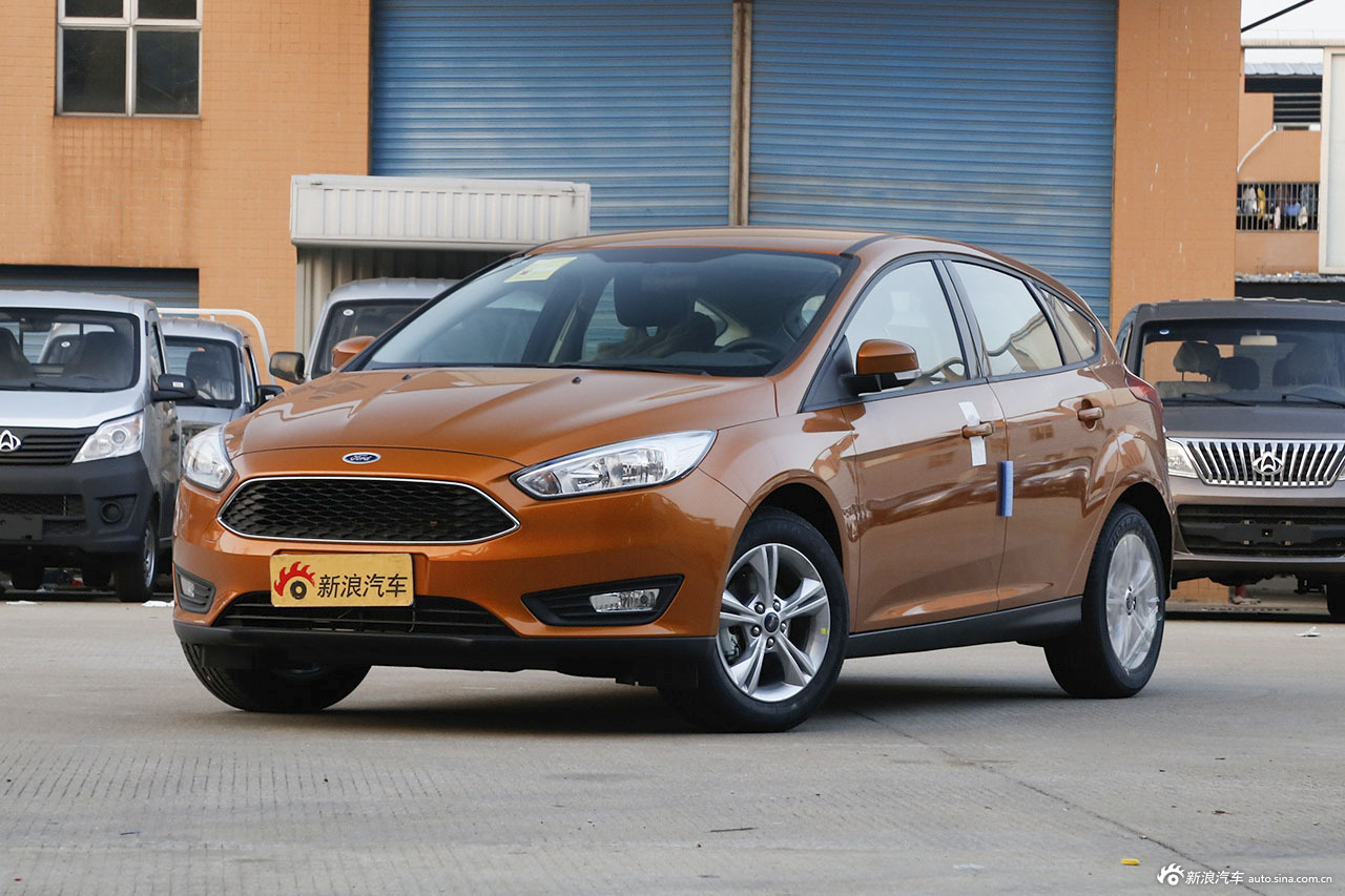 2015款福克斯两厢1.6l手动舒适型