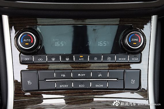 2015款哈弗H8 2.0T两驱豪华型
