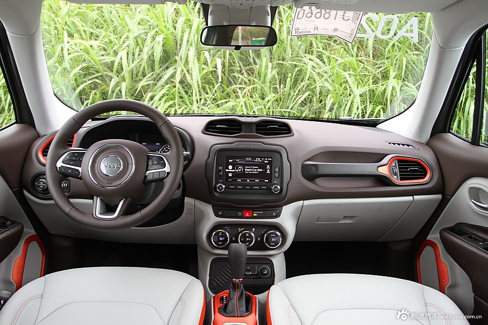 2016款自由侠1.4T自动Limited智能版