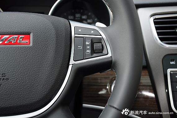 2015款哈弗H8 2.0T两驱豪华型