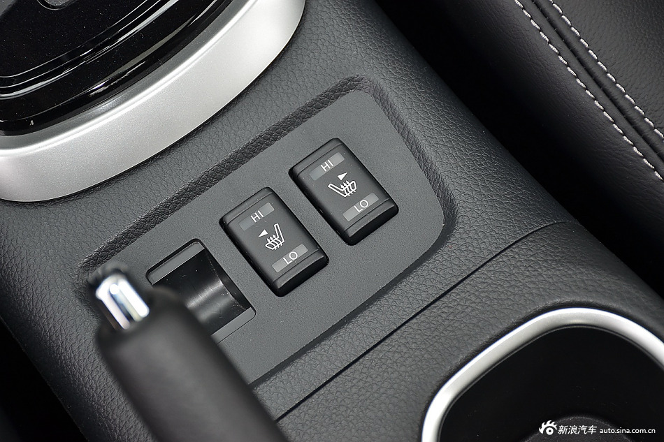 2016款新TIIDA 1.6L自动智尊版