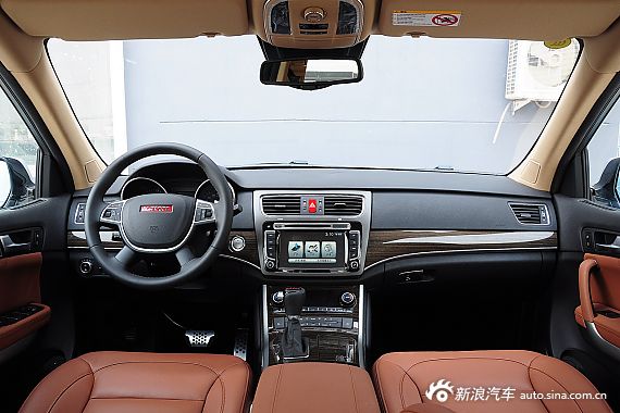 2015款哈弗H8 2.0T两驱豪华型