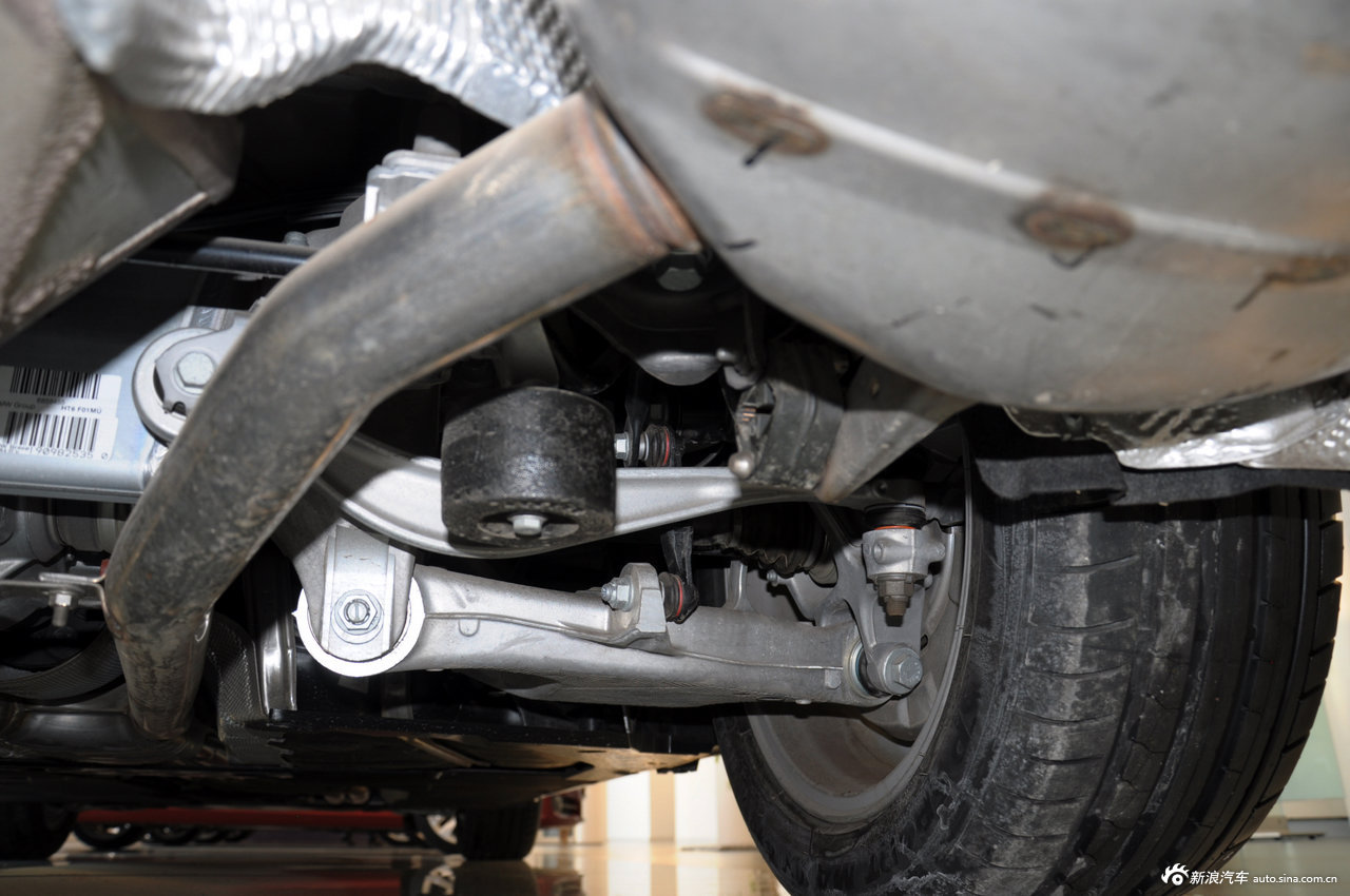 2013款宝马7系实拍_宝马7系底盘图片22720171_汽车图库_新浪汽车_新浪