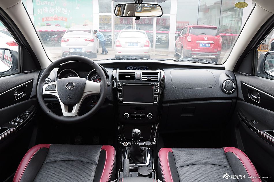 2014款北汽幻速S3 1.5L手动豪华型(国5)