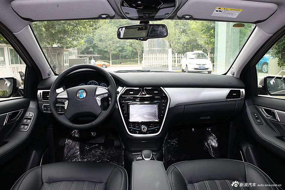 2014款腾势 尊贵版